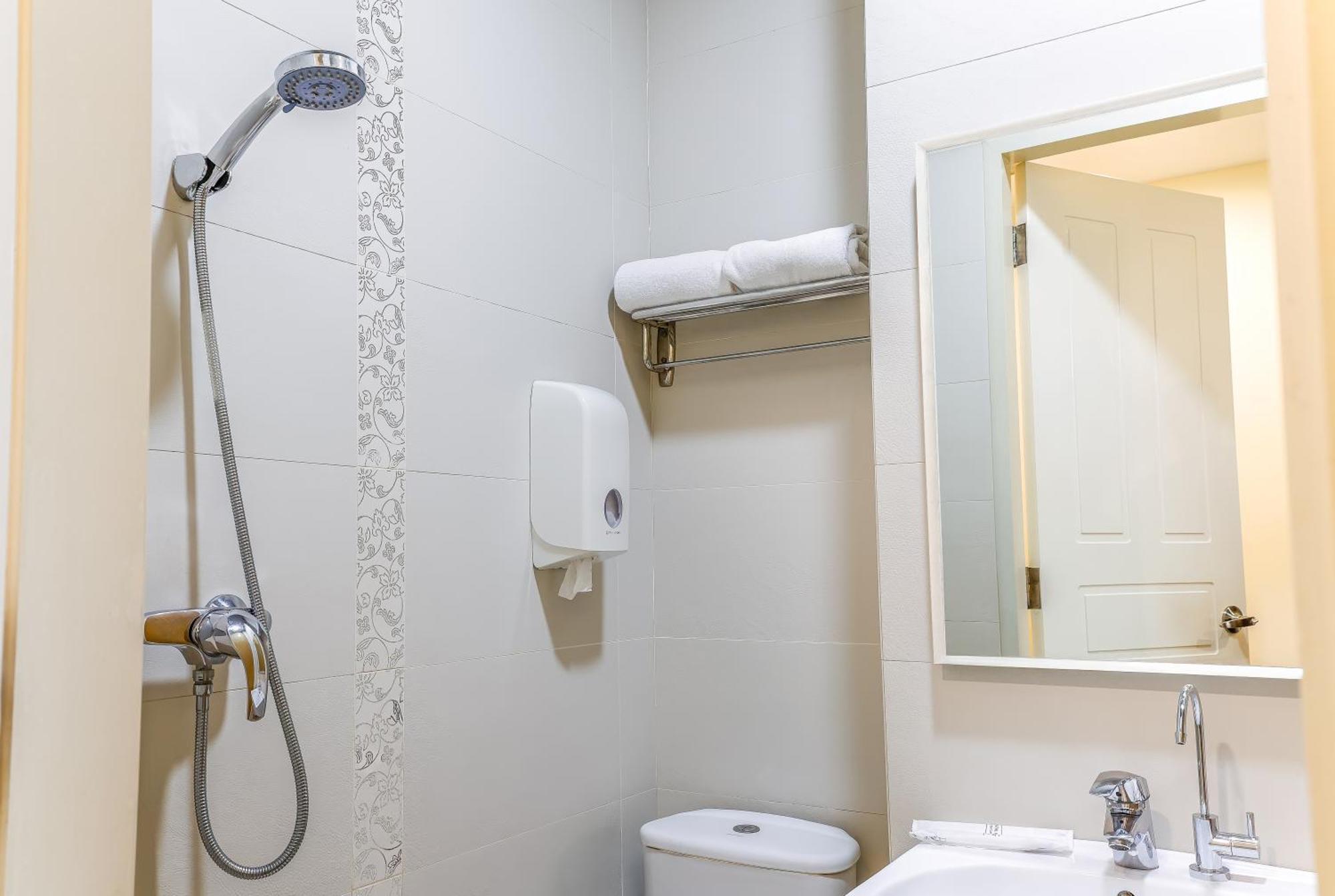 Hotel 81 Dickson Singapur Dış mekan fotoğraf